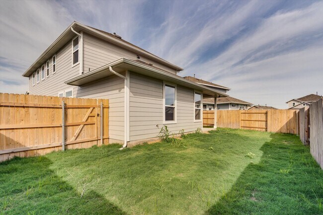 Building Photo - 123 White Dunes Dr