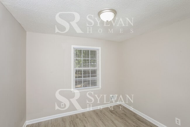 Building Photo - The Lifestyle You Deserve.