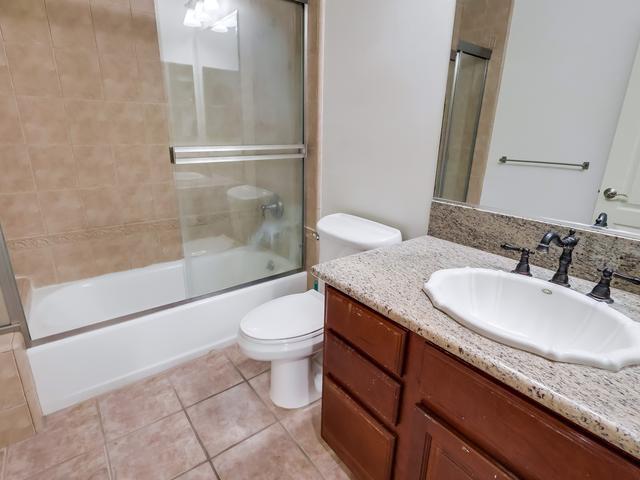 Building Photo - 700 S Ardmore Ave