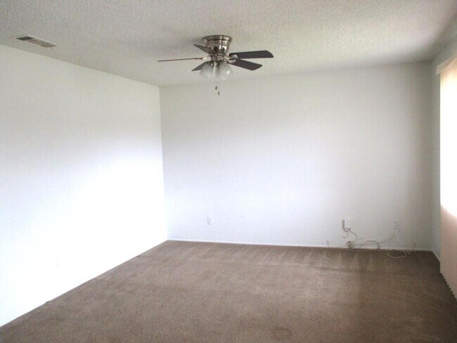 Building Photo - 1867 Pueblo Dr.