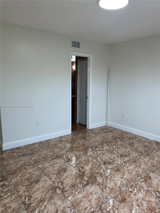 Building Photo - 2780 W 76th St