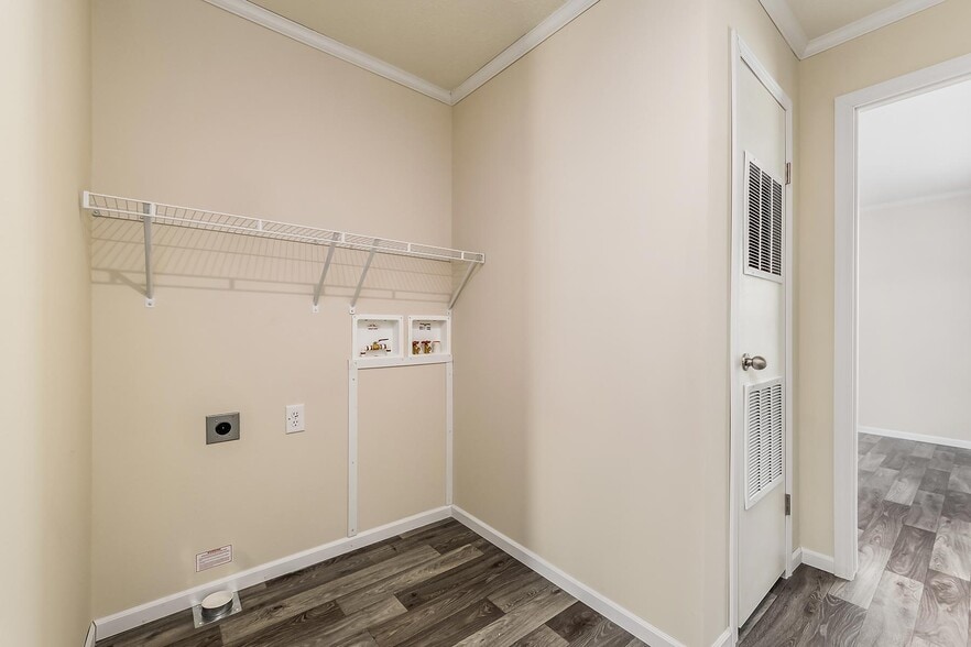 Building Photo - 67 Belmar St