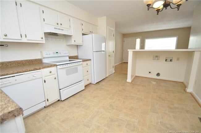 Building Photo - 6112 Deerwood Pl