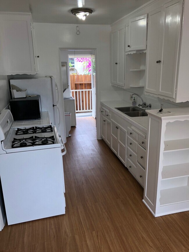 Building Photo - 2127 20th St