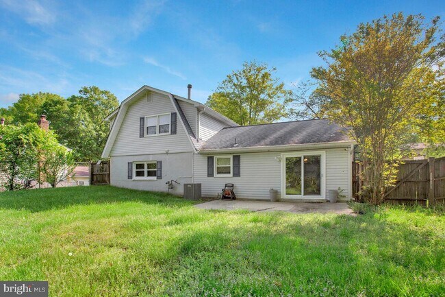 Building Photo - 9123 Old Burton Cir