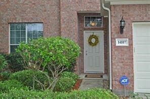 Building Photo - 14107 Spring Mountain Ln