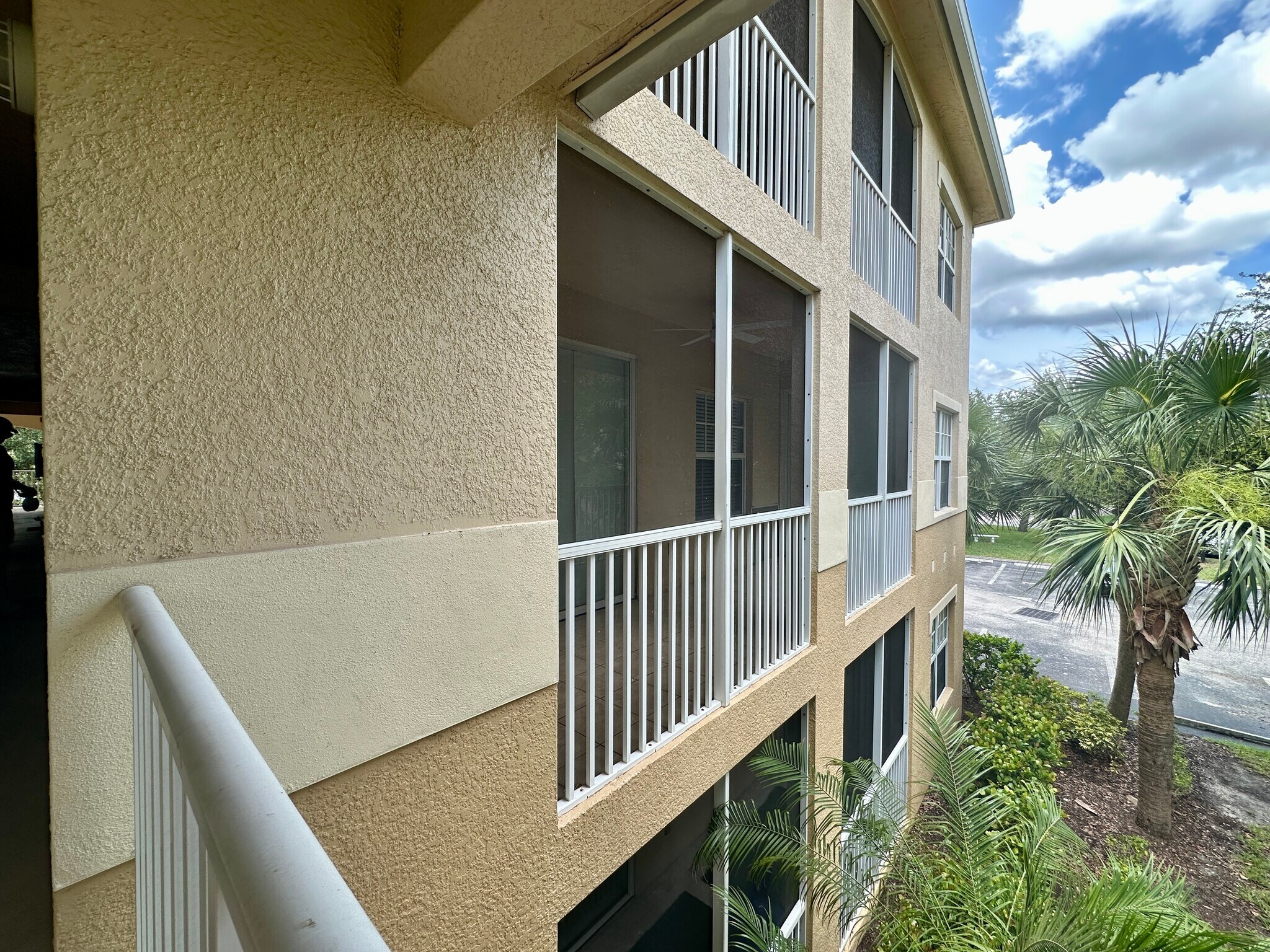 Building Photo - 9055 Colby Dr
