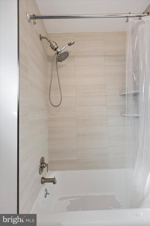 Building Photo - 734 Sunnyside Ave