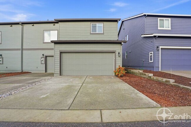 Building Photo - 11745 NE 22nd Way