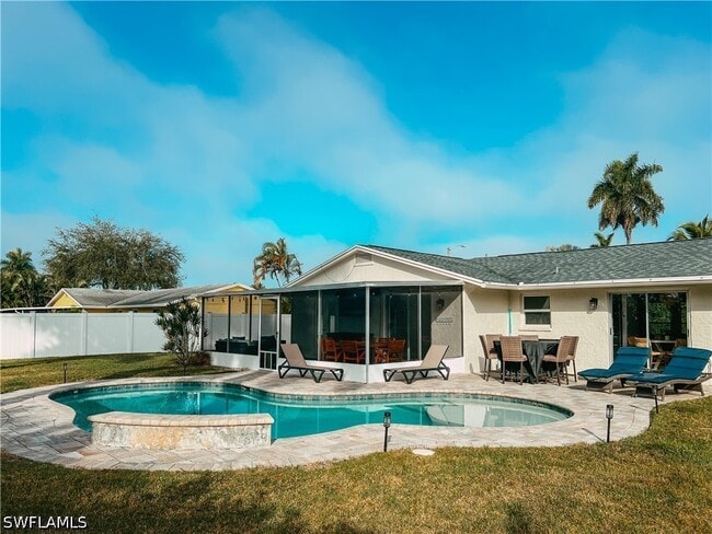 Building Photo - 2680 Longboat Dr