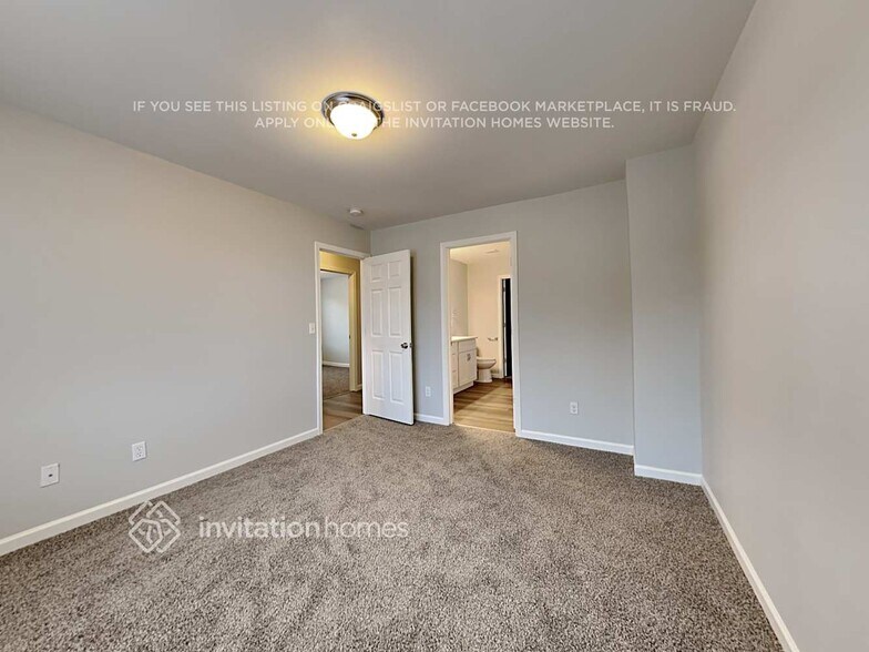Building Photo - 17432 93rd Ave Ct E