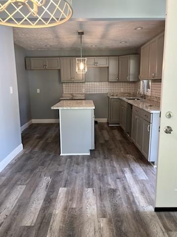 Building Photo - 3687 Franklin Ave SE