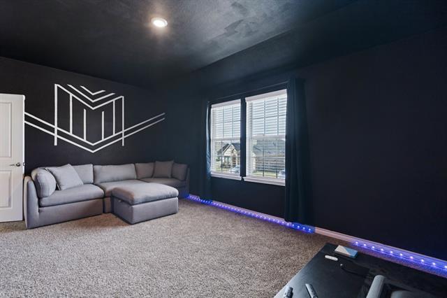 Building Photo - 11112 Canyon Oak St