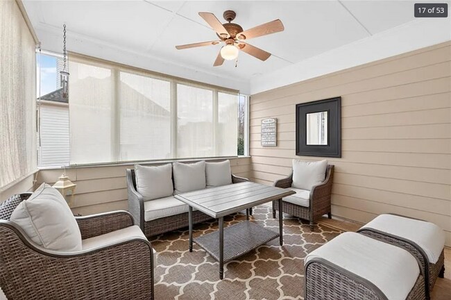 Building Photo - 5 Bed 4 Bath Multi Family House