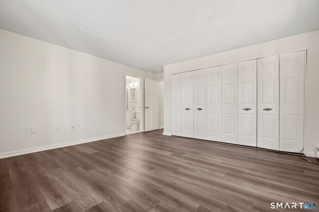 Building Photo - 38 Rambling Brook Ln