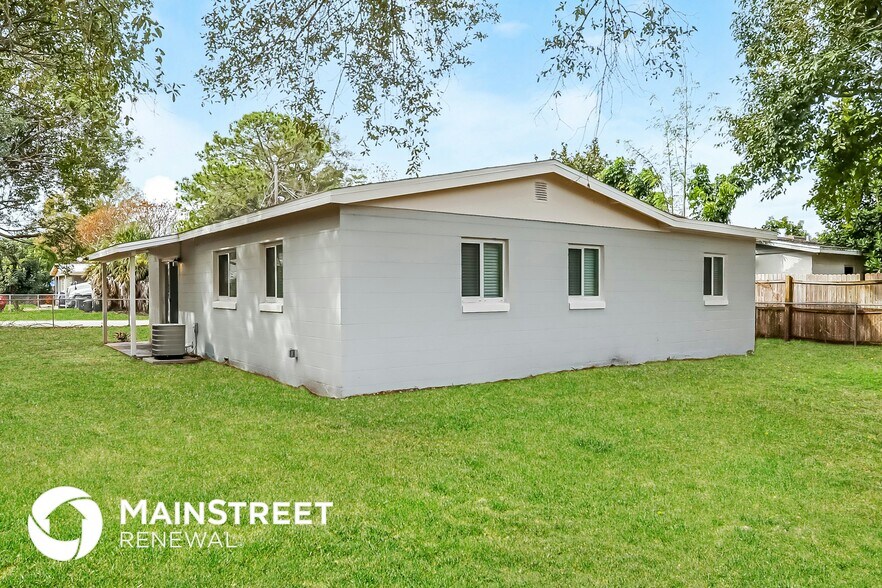 Building Photo - 1225 Gail St