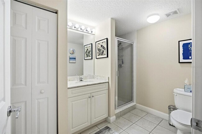 Building Photo - 60 Surfview Dr