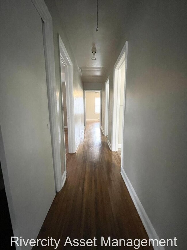 Building Photo - A Must See Duplex, Comes With New Fridge!!!!!