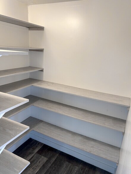 Building Photo - 777 N 1000 W