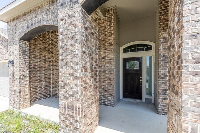 Building Photo - 925 Cypress Ml