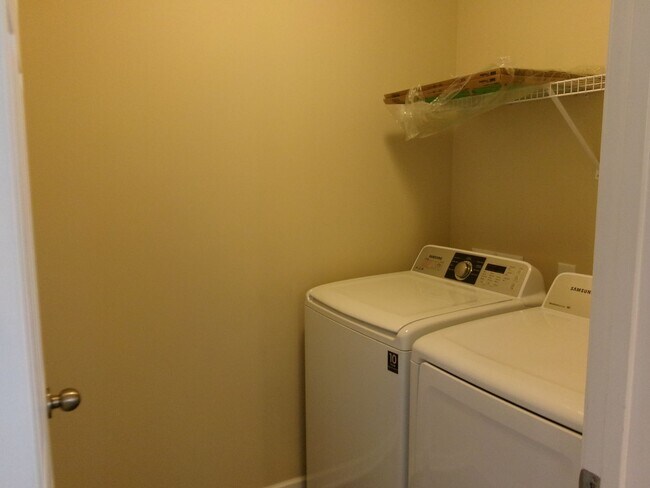 Building Photo - Rent Special! 3 bedroom, 2 bath home conveniently located in Conway