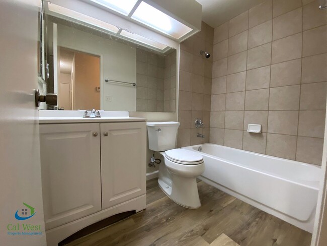 Building Photo - $4095 - 3 Bed/2 Bath Home on a Cul-de-sac ...