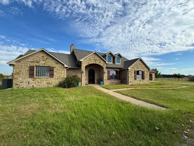 Building Photo - 1559 E Blackjack Rd E