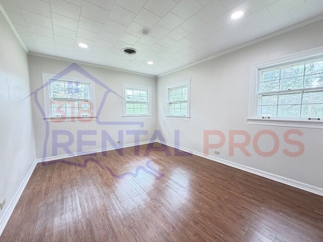 Building Photo - 4 Bed 3 Bath Home in Ruston!