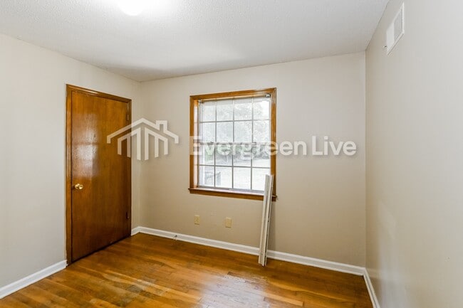 Building Photo - 4261 Riche Rd