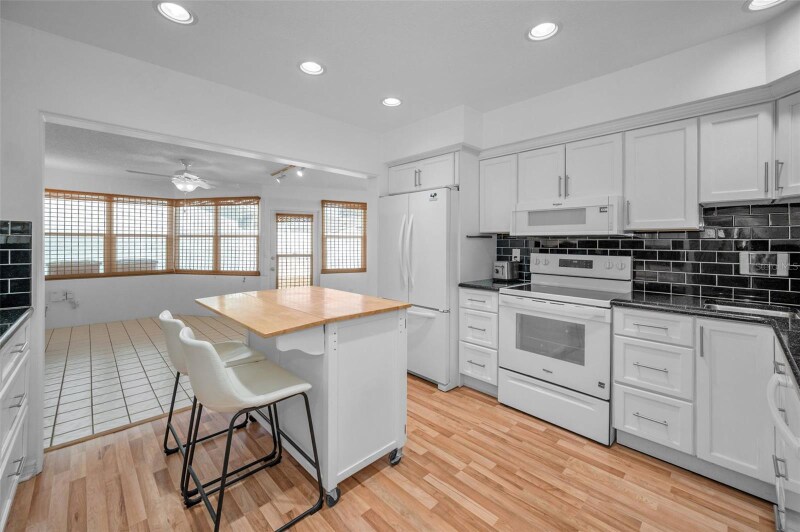 Building Photo - 2017 Santiago Way S