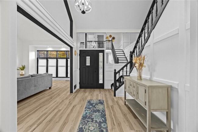 Building Photo - 112 Heather Ridge