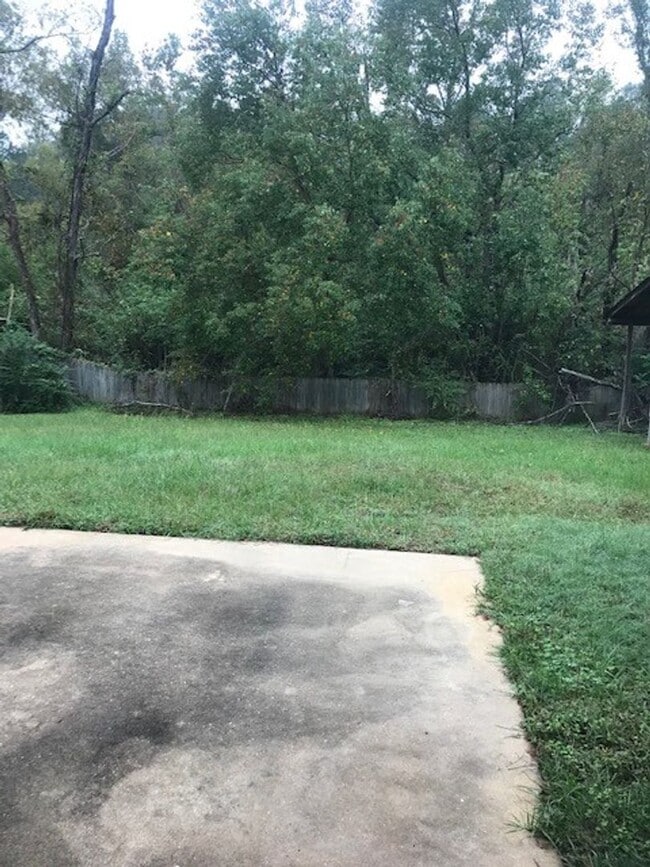 Building Photo - 3 Bed 2 Bath in Remington Estates