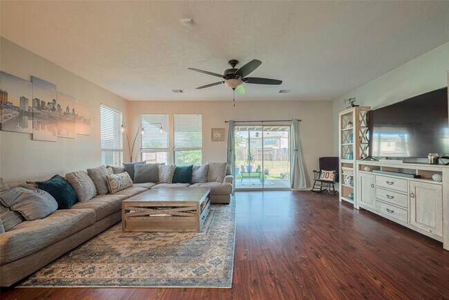 Building Photo - 4323 N Vineyard Meadow Ln
