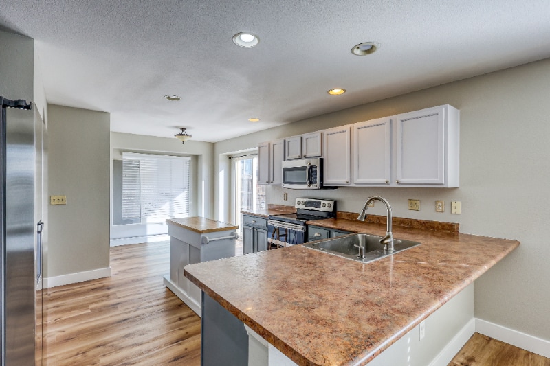 Building Photo - 6645 Fonder Dr