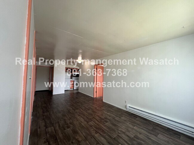 Building Photo - 306 E 700 S