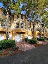 Building Photo - 3503 Shoma Dr