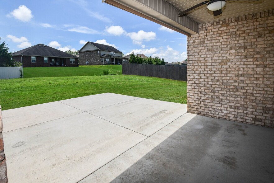 Building Photo - 14426 Water Stream Dr NW