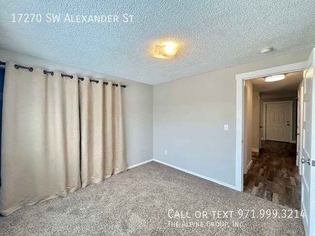 Building Photo - 17270 SW Alexander St