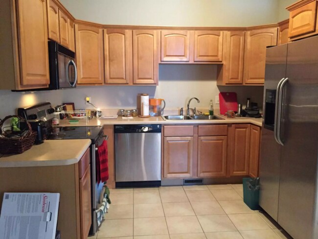 Building Photo - 103 Portsmouth Ln