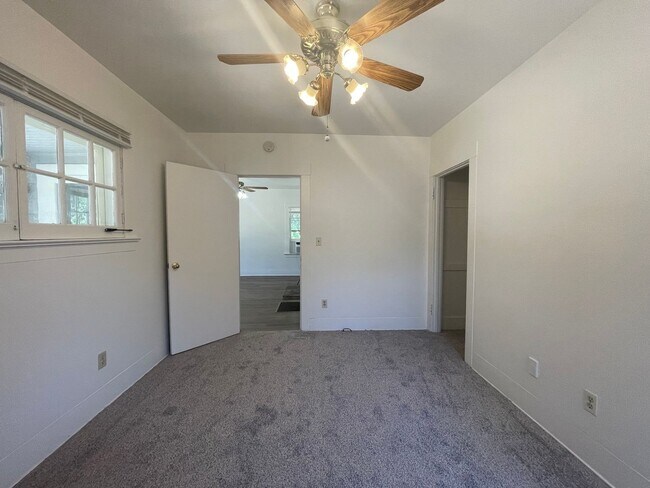 Building Photo - 9230 Curbaril Ave