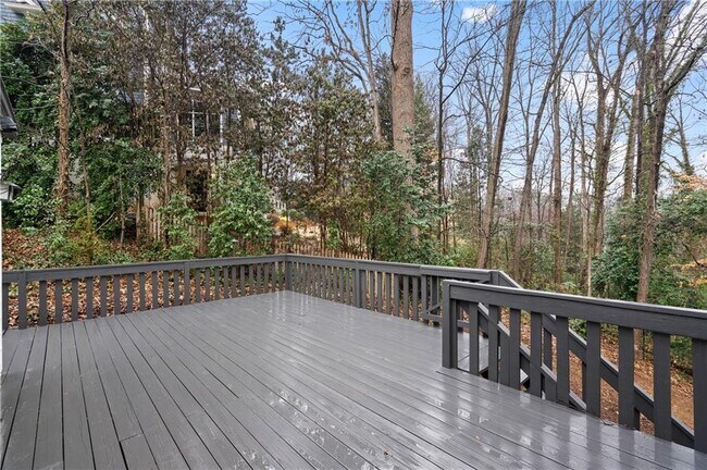 Building Photo - 4595 Dudley Ln