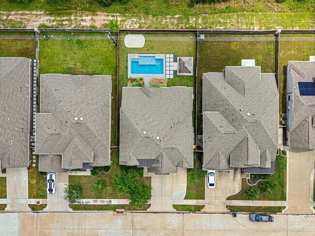 Building Photo - 11918 Sumitomo Ln