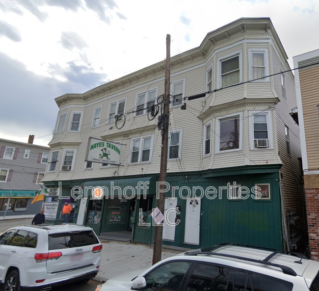 Building Photo - 159-167 S Union Street - 161-3R