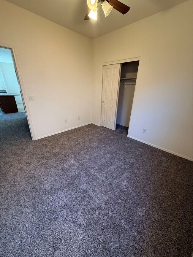 Building Photo - 10258 E Wasp Spring Dr