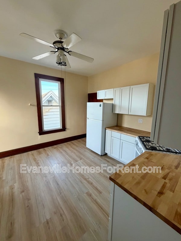 Building Photo - 504 Casselberry Ave