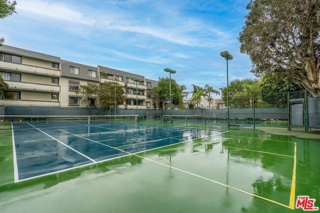 Building Photo - 306 Bora Way