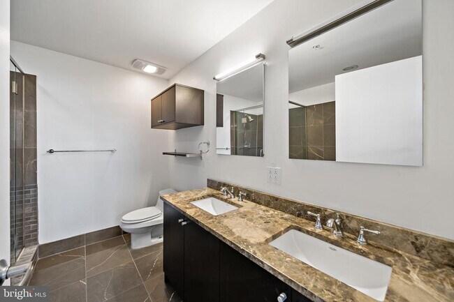 Building Photo - 1101 Locust St