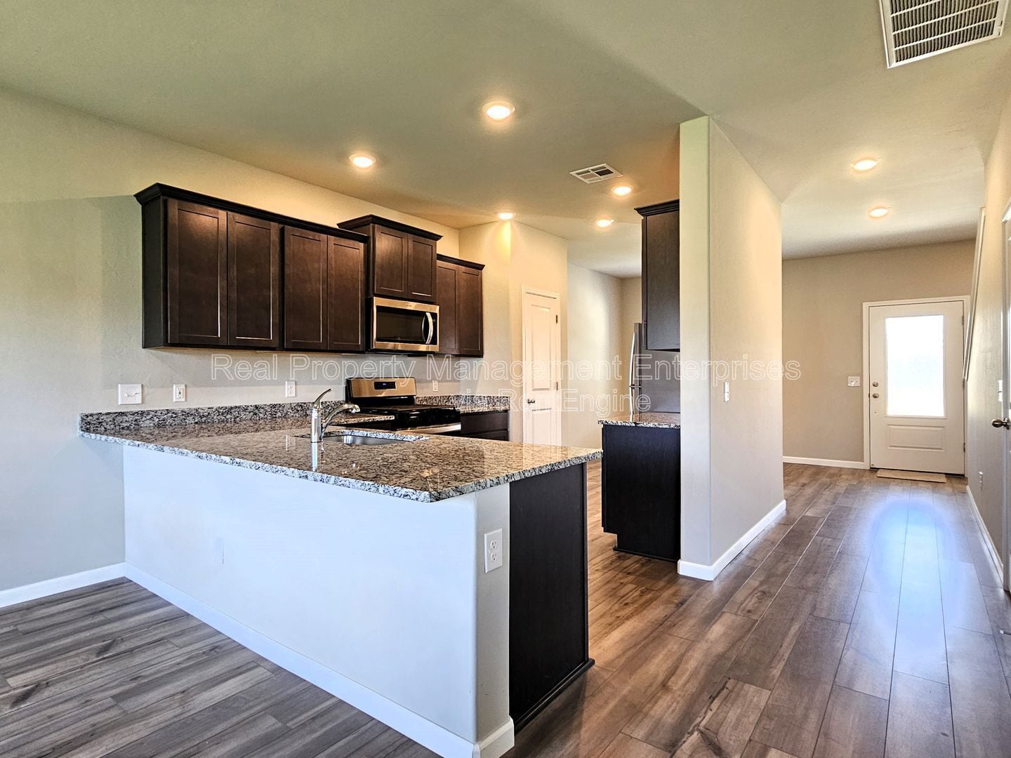 Building Photo - 1616 Amaranth Ln