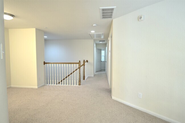 Building Photo - 1139 Glenwood Canyon Ln