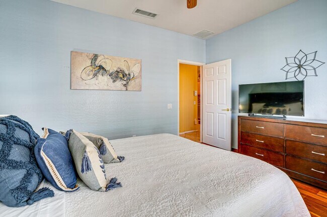 Building Photo - 19212 N Tallowood Way